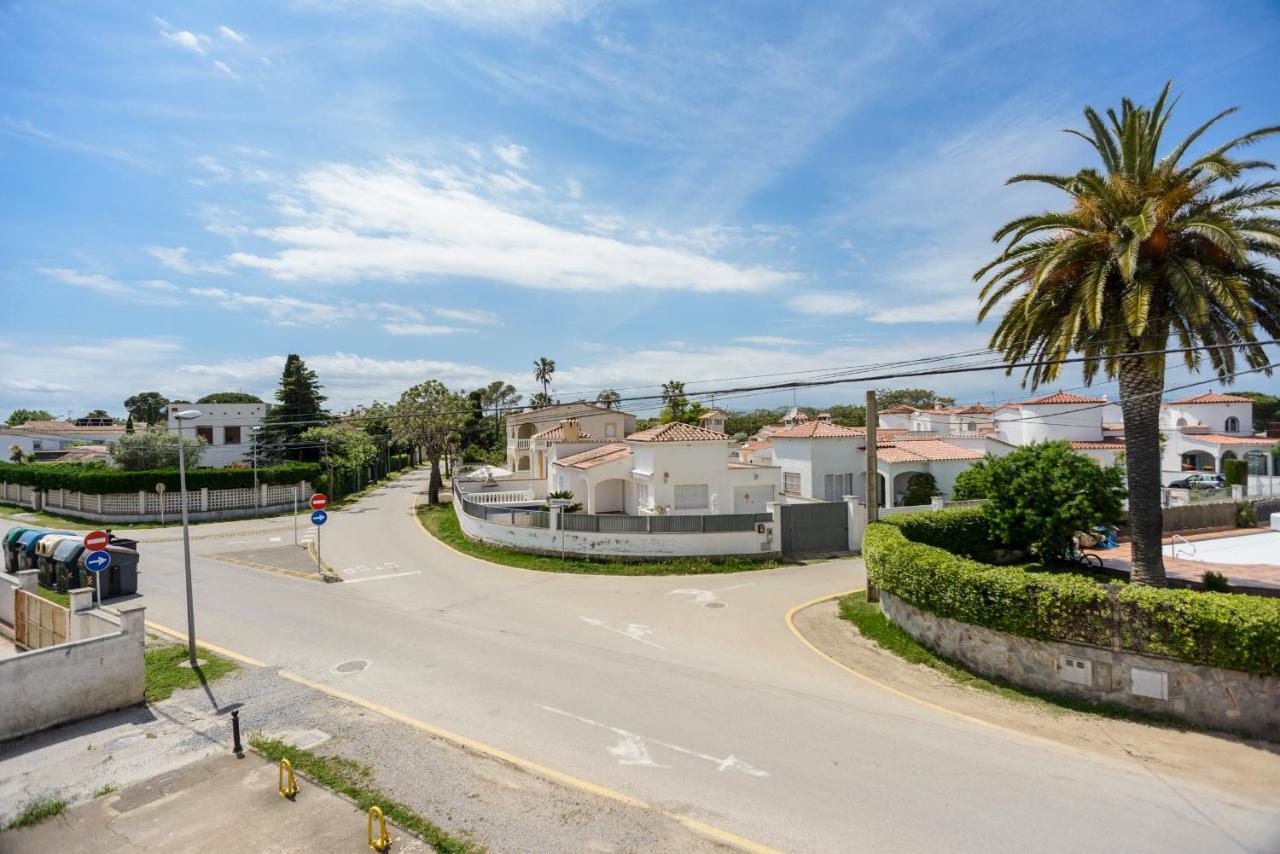 Sant Mori Apartment Empuriabrava Exterior photo