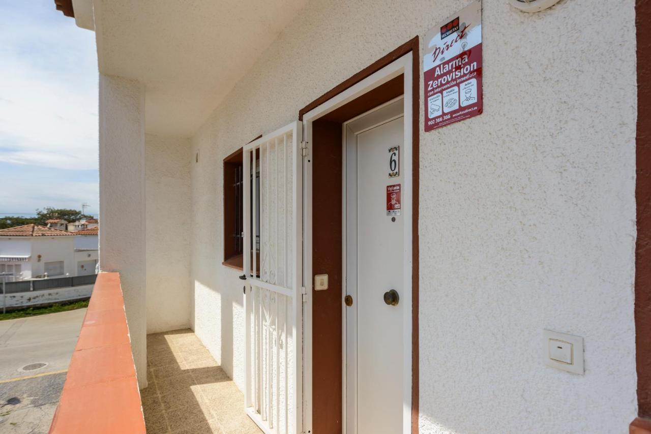 Sant Mori Apartment Empuriabrava Exterior photo